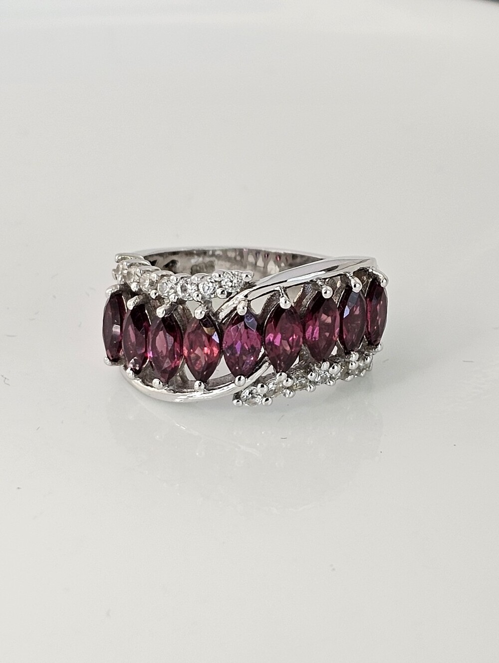 Genuine Rhodolite Garnet & White Zircon Ring Sterling Silver Platinum Size 7!